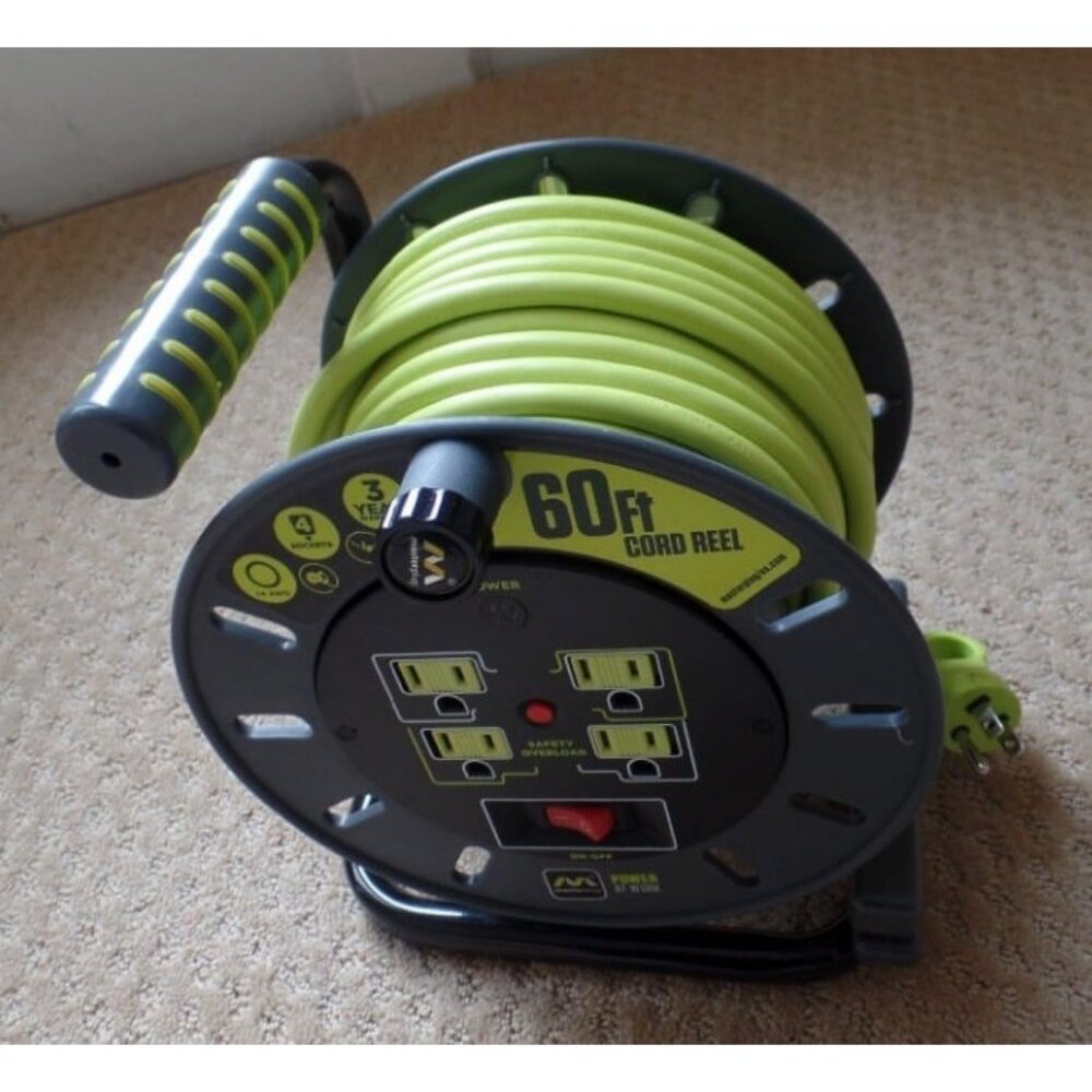 Power at Work Four Power Outlets Open Cord Reel with Winding Handle Overload